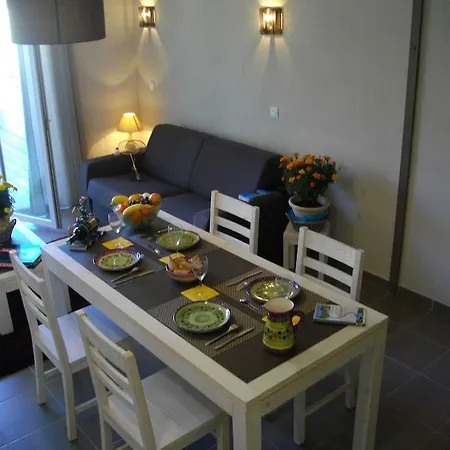Aparthotel Garden & Mont-ventoux Malaucene